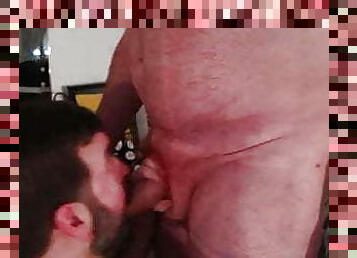 papa, masturbation, vieux, amateur, fellation, énorme-bite, gay, branlette, couple, baisers