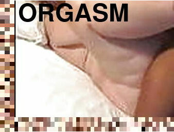 orgasm, amatori, jet-de-sperma, hardcore, mama, slobozita, grasana, futai, american, sperma-in-gura