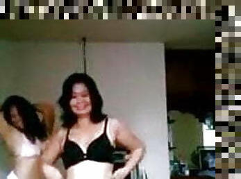 Philippines Milf Seducing BF