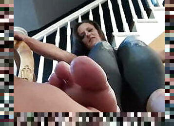 Woman Teaches Spoiled Brat a Lesson with Her Sweaty Feet