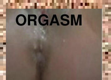 HER ORGASM TURNS ME ON????????