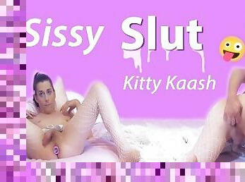 Sissy cum slut Kitty Kaash toys herself