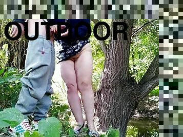 Mutual outdoor masturbation with huge cumshot