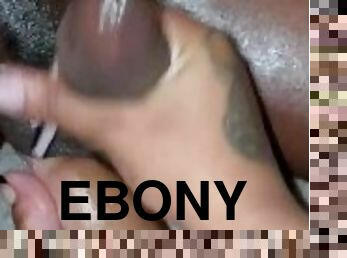 onani, amatør, cumshot, ebony, stor-pikk, handjob, føtter, fingret-pretty, footjob, tattoo