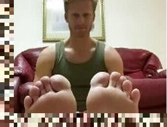 Straight guy lets you worship feet in living room