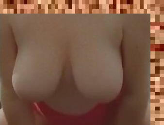 tetas-grandes, masturbación, orgasmo, amateur, juguete, cabalgando, consolador, a-solas, morena