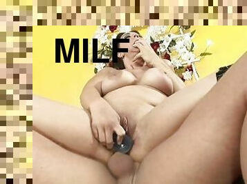 röv, storatuttar, orgasm, kvinnligt-sprut, avsugning, cumshot, gigantisk-kuk, milf, mamma, man