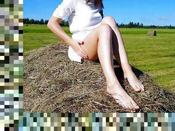 Beautiful Teen Flashing And Playing With Pussy On A Wide Field! Public Upskirt - Angelinapux