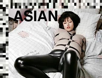 ázijské, japonské, bdsm, fetišistické, latex, sólo, zväzovanie, bruneta