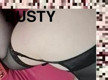 Busty Al play wit big didlo