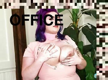 Surprise in the office with Lola Raynes tits out