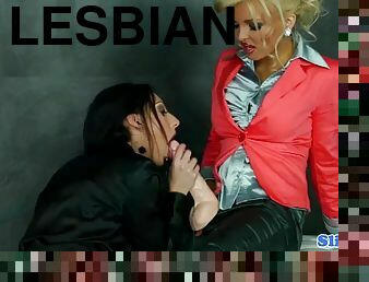 strapon, ωρά̍, ãφηνακι̠çύσι̍, »εσβία̍-lesbian, çύσια̠ãτα̠¼ούτρα̍, υρωπαίος̯±̍, υρωπαϊκό̍