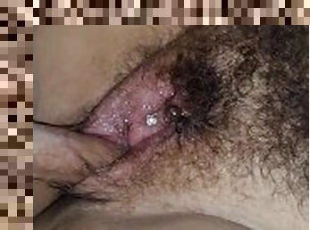 peluda, coño-pussy, amateur, madurita-caliente, mamá, corrida-interna, regordeta, regordeta-chubby, con-piercings, madre