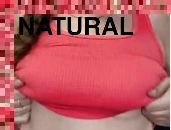 Crop Top Titty Drop! Watch these big natural titties drop.