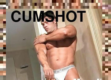 Muscle bodybuilder rimjob and cumshot