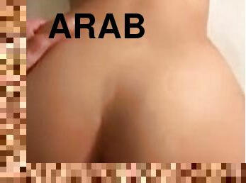 Une arabe en levrette quoi de plus bandant