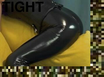 Mistress in latex leggings fucks big pillow