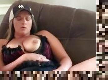 Masturbating watching yankees baseball - dirty dannybear