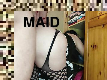 Curvy Slut Latina Maid With Big Ass Gives Vip Service