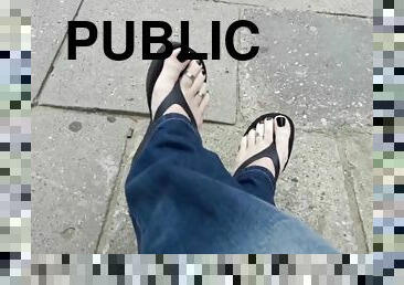 Sexy Feet Public