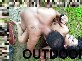 Desi Girl Sudipa With Her Boyfreind In Garden, Rain & Fucking In Nature, Full Outdoor