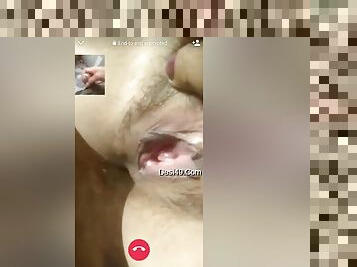 Today Exclusive- Bihari Bhabhi Showing Her Pussy To Lover On Video Call