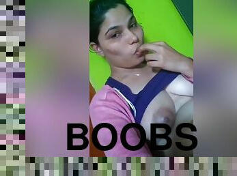 Sexy Look Mallu Girl Showing Her Boobs And Pussy