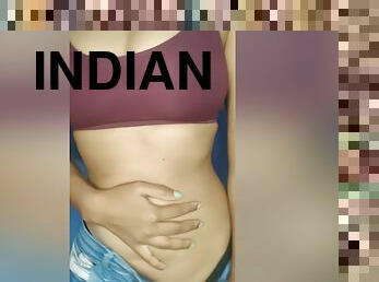 Lina Paige - Indian Sexy Girl Showing Moves