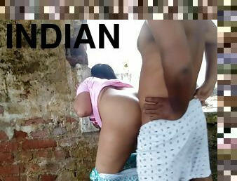 Sonali Shinha In Indian Milf Wife Outdoor Public Fucking With Stranger In Abandoned House