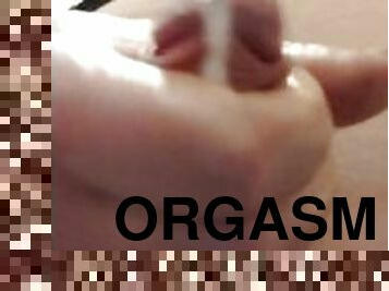 isot-tissit, masturbaatio, orgasmi, mälliotos, käsihomma, ladyboy, runkkaus, mälli, rinnat, fetissi