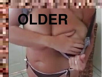 In enjoying with an older woman masturbation-get off point of view