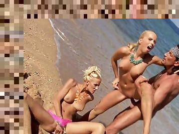 Summer beach threesome with cock sharing & cumshot outdoors