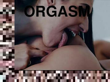 orgasm, pasarica, lesbiana, sarutand, oral, rasa, piciore