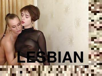 preñada, lesbiana