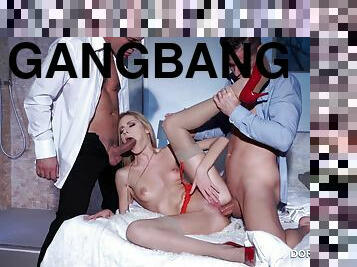 Rebecca Volpetti Hot Gangbang Porn Video