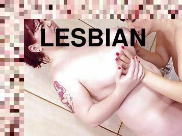 Joanna Bliss and Roxanne Miller - BBW Lesbians