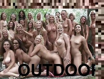 35 Girls Totally Naked - outdoor erotic video