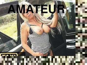 storatuttar, publik, amatör, avsugning, cumshot, milf, hemmagjord, mamma, bil, rödhårig