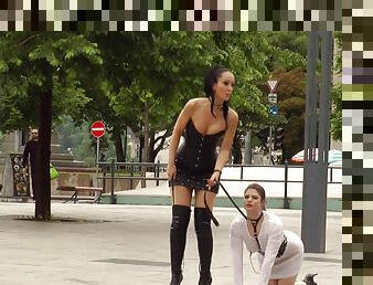 en-plein-air, pisser, public, ejaculation-sur-le-corps, bdsm, cam, sexe-de-groupe, voyeur, esclave, sur-le-visage