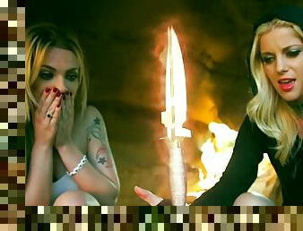 Occult lesbians Dahlia Sky and Charlotte Stokely