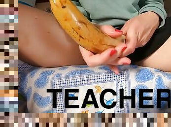 I put down a banana thinking of my teacher