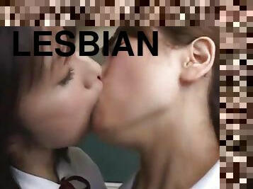 Hot lesbians