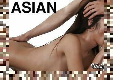 Tiny asian sucking massage client Tyler Nixon, Vina Sky
