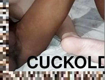 Cuckolds wife sat on the dick and felt it hit her in the uterus