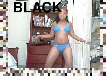 Webcam dance video with black chick in bikini