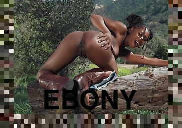 Ebony horny babe solo masturbation