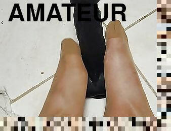 Footjob in pantyhose 3