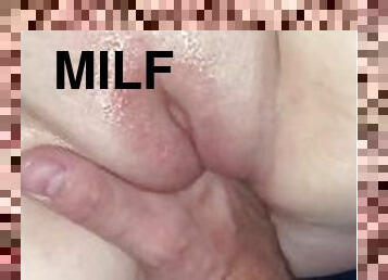 rusikaga, emme-ja-poiss, orgasm, tussu, pritsima, amatöör, küpsemad, milf, mänguasi, emme