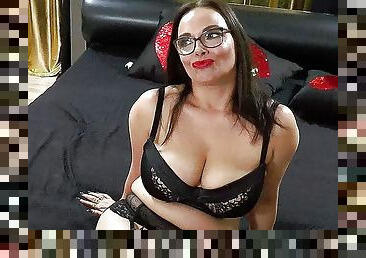 Curvy German Mature with Big natural Tits seduce to POV Casting Fuck