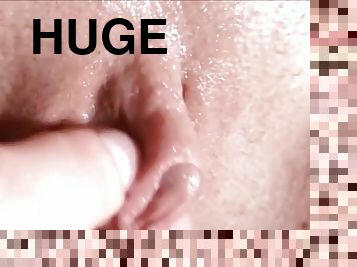 Jerking off huge clit